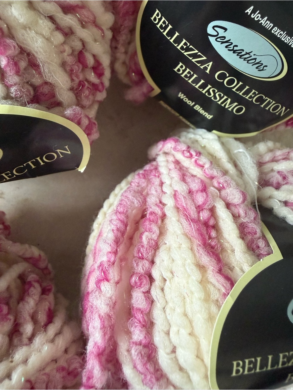 Sensations Bellezza Collection Bellissimo Wool Blend Yarn - Fuchsia & Cream - Picture 11 of 12